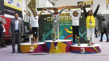 Premiación de la categoría infantil en el Campeonato Nacional