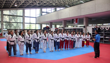 Equipo mexicano de poomsae enfocado en el Campeonato Mundial de Perú