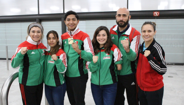 La Selección Nacional de ParaTaekwondo regresó con el oro obtenido en el Mundial