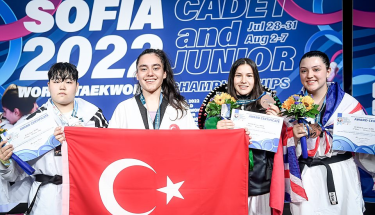 Renata Ahedo consiguió la medalla de bronce en el Campeonato Mundial Juvenil