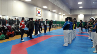 La selección nacional aprovecha al máximo el campamento en Corea