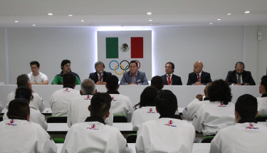 Con éxito se realiza el primer seminario de la Academia Marcial